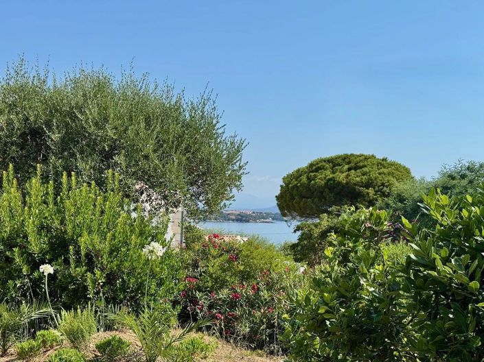 Image No.18-3 Bed Apartment for sale