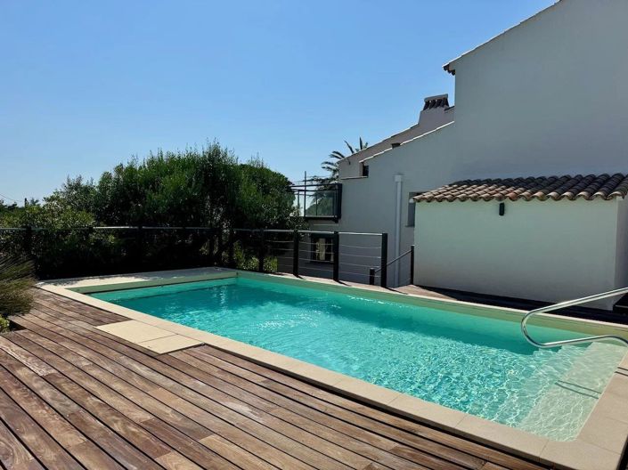 Image No.21-3 Bed Apartment for sale