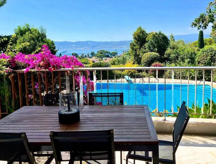 Image No.2-Appartement de 4 chambres à vendre à Antibes