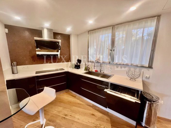 Image No.9-4 Bed Apartment for sale