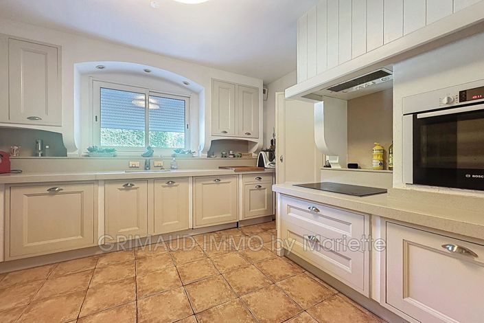 Image No.7-3 Bed House for sale