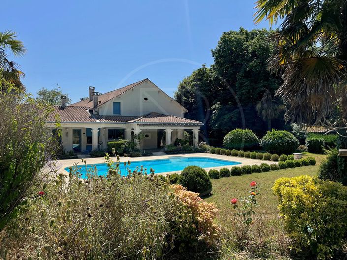 Image No.1-Maison de 3 chambres à vendre à Saint-Martial-d'Artenset