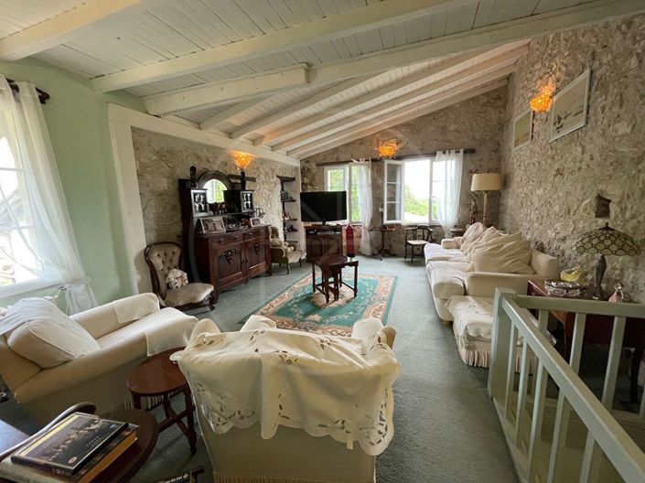 Image No.7-3 Bed House for sale