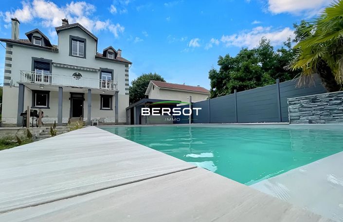 Image No.4-7 Bed House for sale