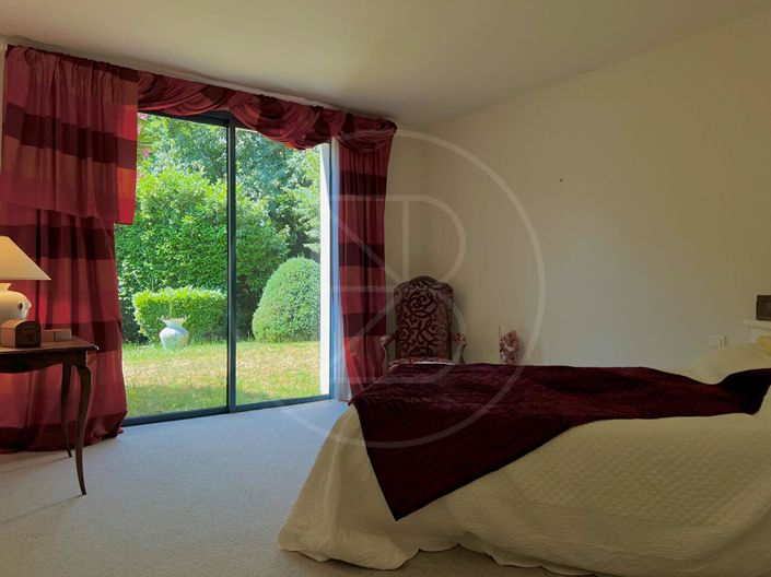 Image No.13-3 Bed House for sale