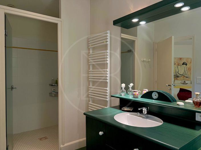 Image No.14-3 Bed House for sale