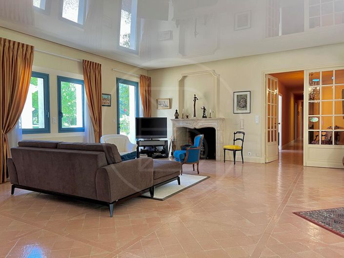 Image No.6-3 Bed House for sale