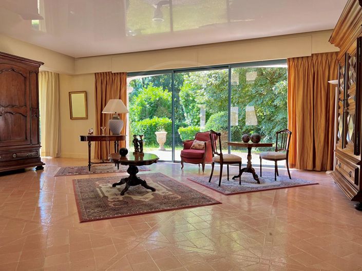 Image No.8-3 Bed House for sale