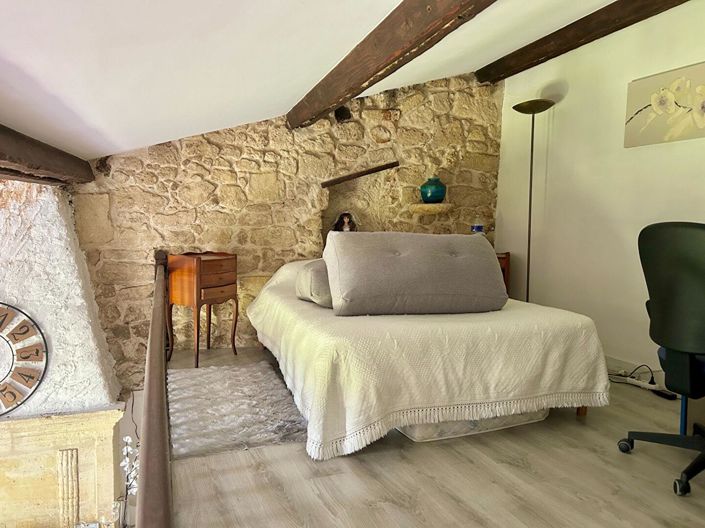 Image No.9-6 Bed House for sale