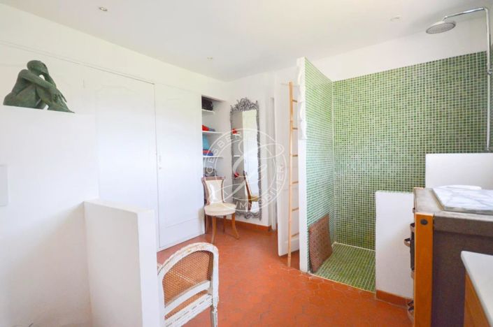 Image No.24-2 Bed House for sale