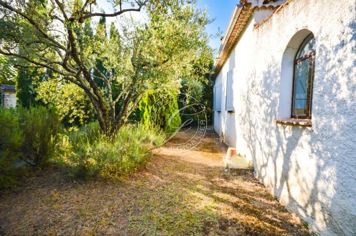 Image No.40-2 Bed House for sale