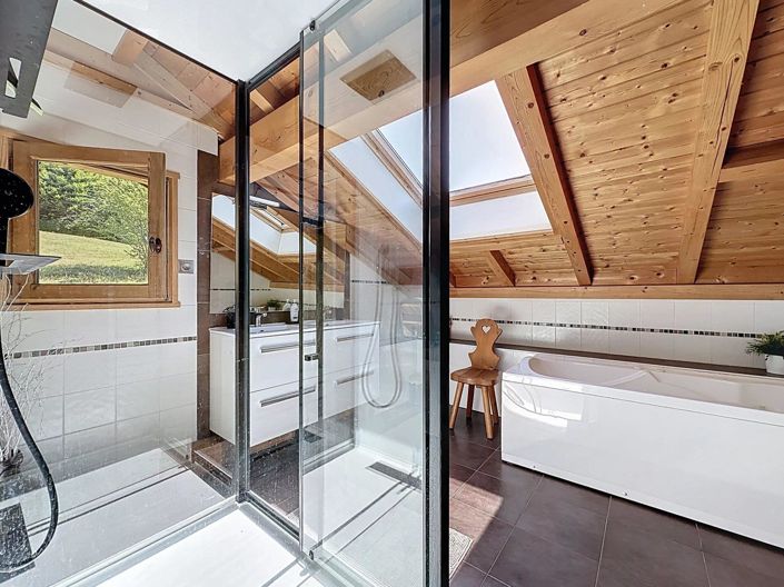 Image No.16-5 Bed House for sale