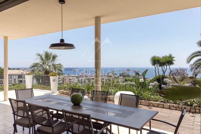 Image No.6-Maison de 4 chambres à vendre à Cannes