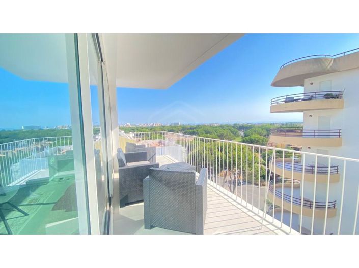 Image No.10-3 Bed Apartment for sale