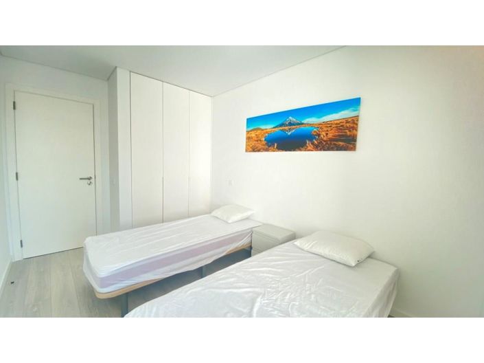 Image No.23-3 Bed Apartment for sale