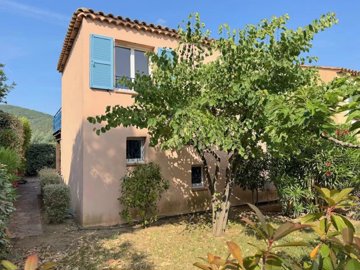 1 - Roquebrune-sur-Argens, Maison