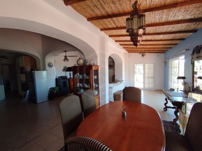 Image No.11-2 Bed House for sale