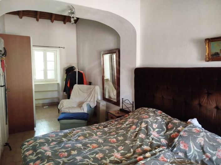 Image No.17-2 Bed House for sale