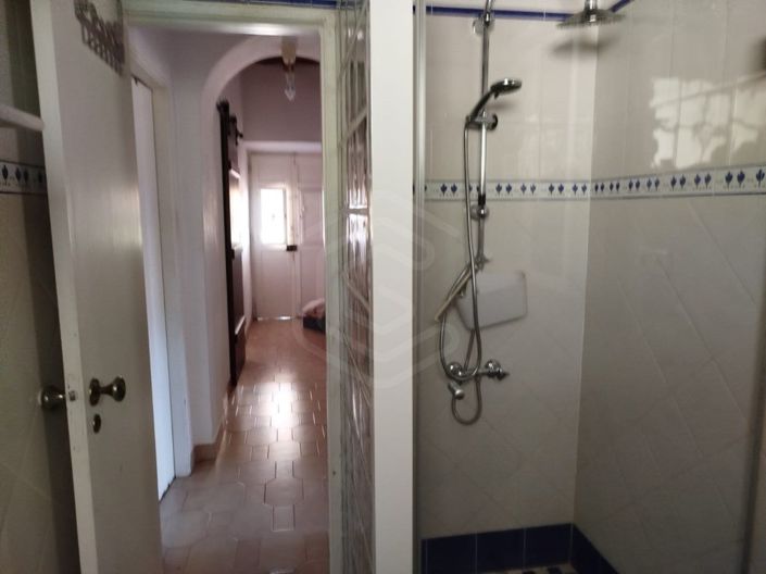 Image No.18-2 Bed House for sale