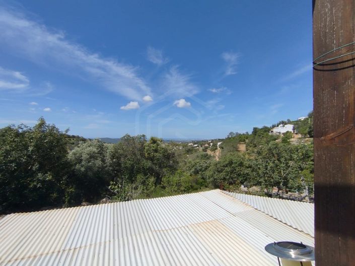 Image No.4-2 Bed House for sale