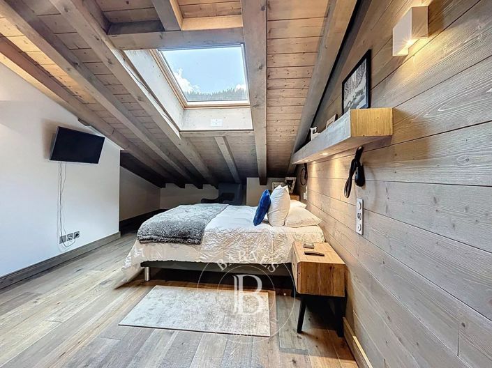 Image No.15-5 Bed Apartment for sale