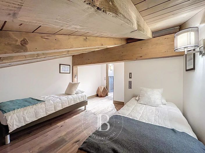 Image No.23-5 Bed Apartment for sale