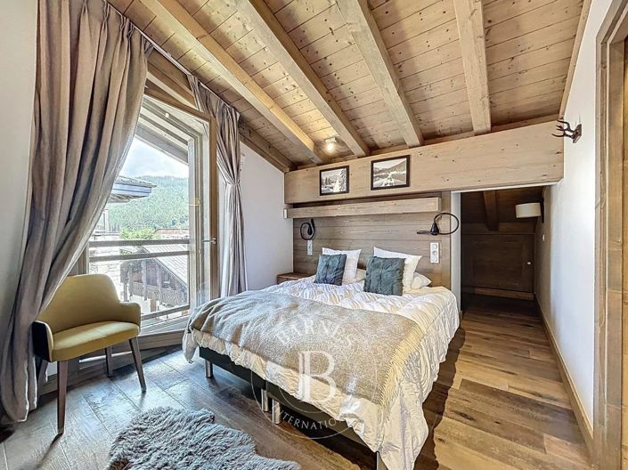 Image No.25-5 Bed Apartment for sale