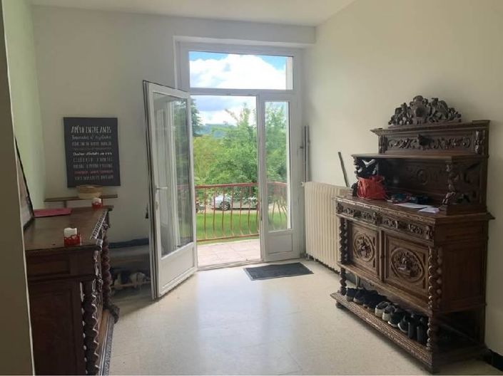 Image No.4-5 Bed House for sale