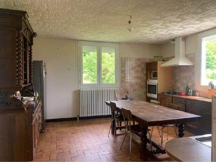 Image No.9-5 Bed House for sale