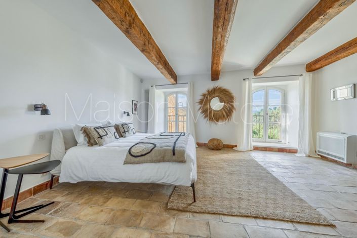 Image No.22-6 Bed House for sale