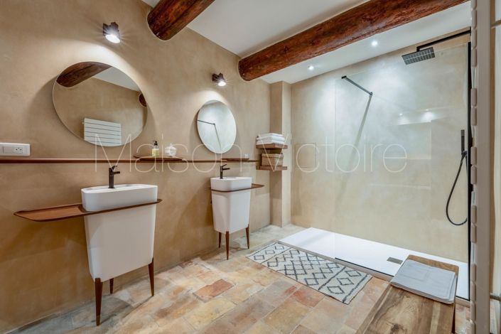 Image No.27-6 Bed House for sale