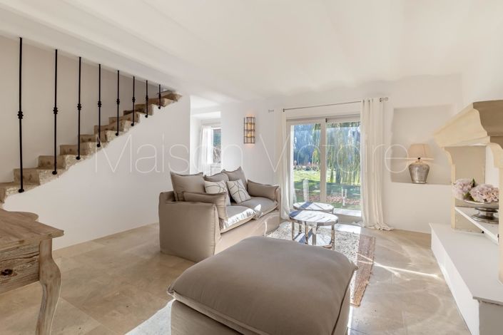 Image No.11-11 Bed House for sale