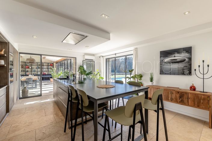 Image No.4-11 Bed House for sale