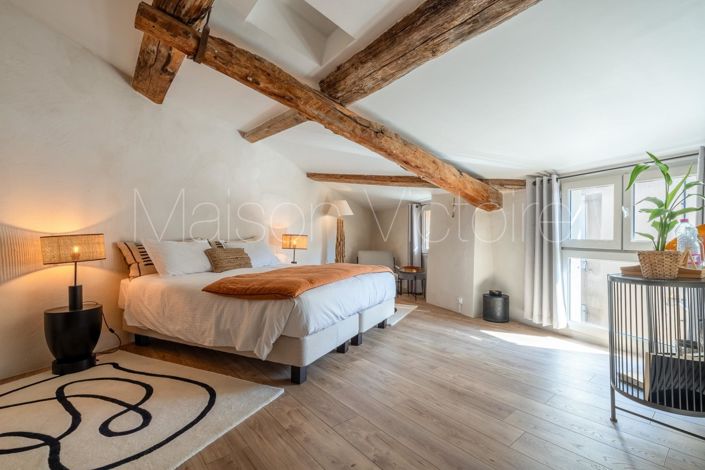 Image No.10-Maison de 8 chambres à vendre à L'Isle-sur-la-Sorgue