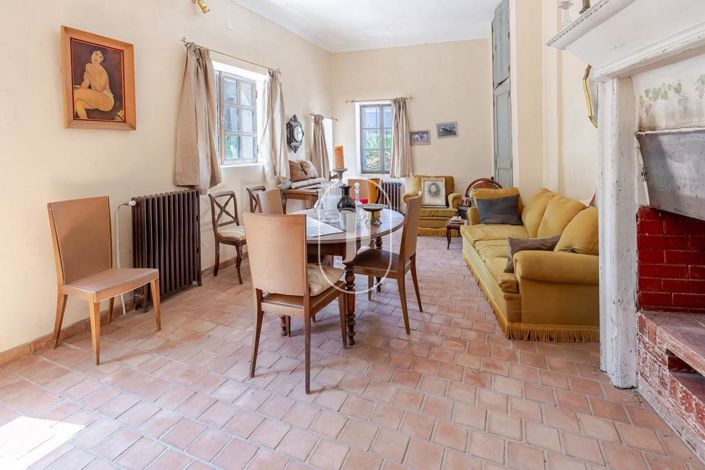 Image No.6-3 Bed House for sale