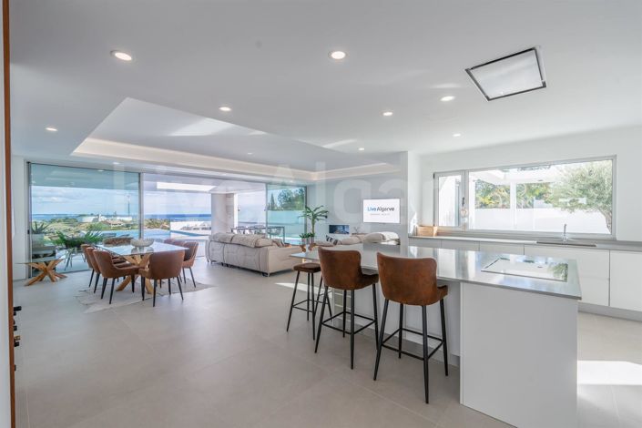 Image No.4-Maison de 5 chambres à vendre à Lagos