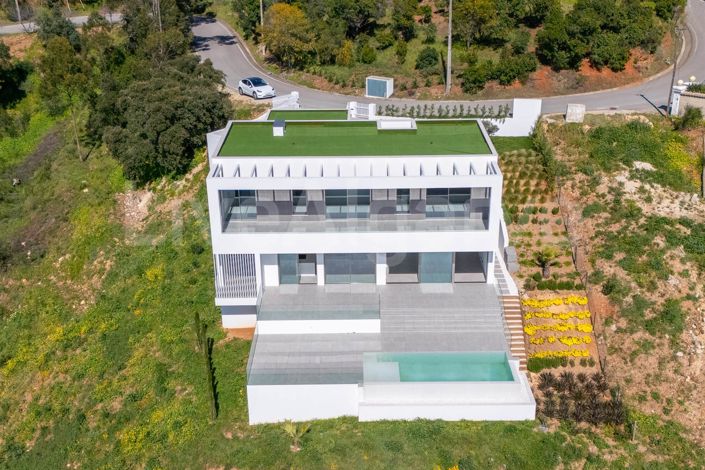 Image No.14-3 Bed House for sale