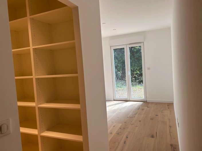 Image No.7-House for sale