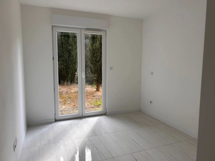 Image No.9-House for sale