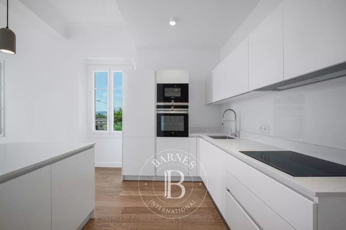 Image No.3-3 Bed Apartment for sale