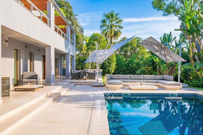 Image No.7-5 Bed House for sale