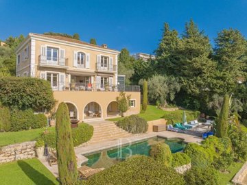 Maison de 5 chambres à vendre à Cannes