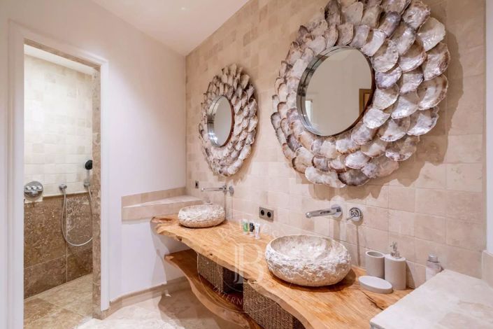 Image No.22-Maison de 5 chambres à vendre à Cannes