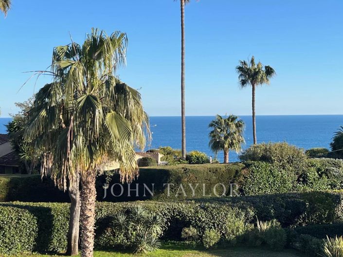 Image No.5-5 Bed Apartment for sale