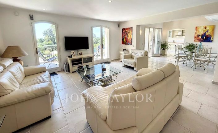 Image No.6-5 Bed Apartment for sale