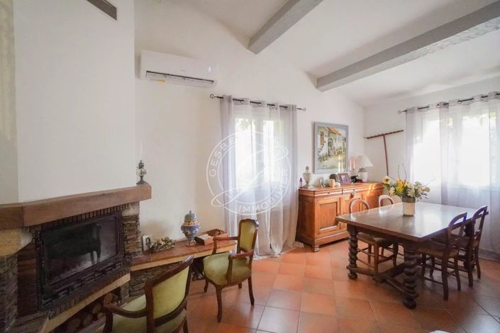 Image No.6-3 Bed House for sale