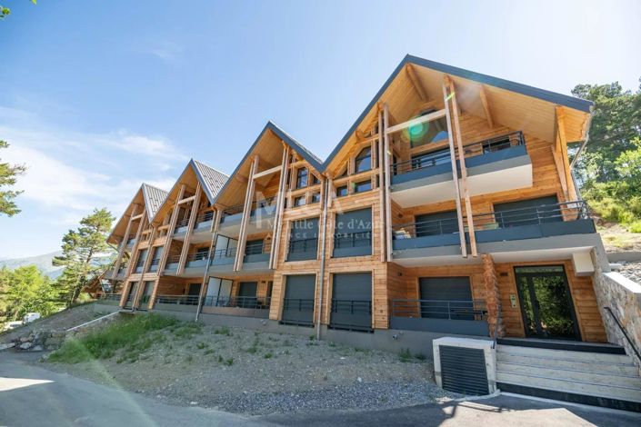 Image No.15-3 Bed Apartment for sale