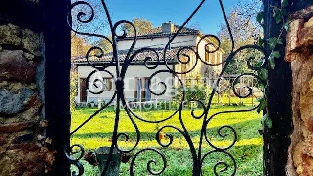 Image No.10-5 Bed House for sale