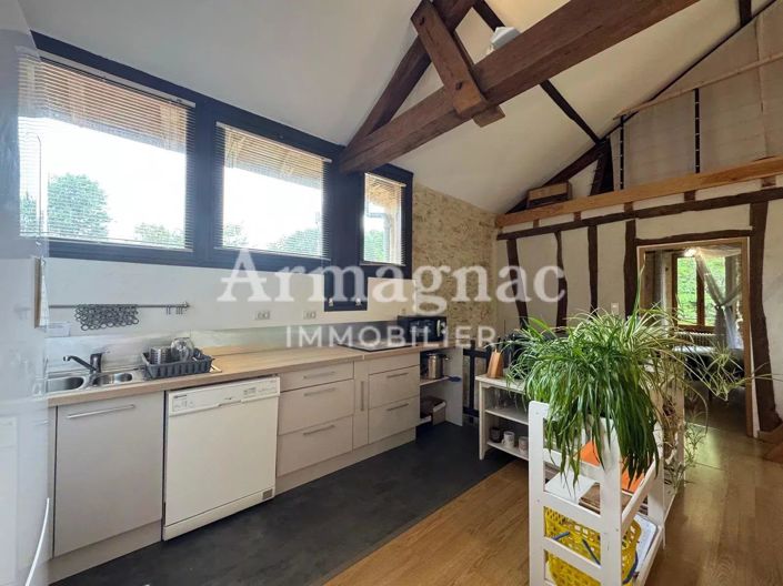 Image No.12-5 Bed House for sale