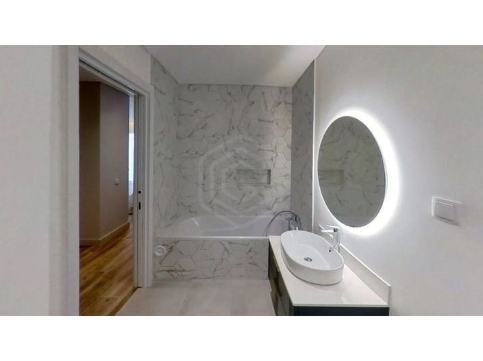 Image No.30-2 Bed Apartment for sale